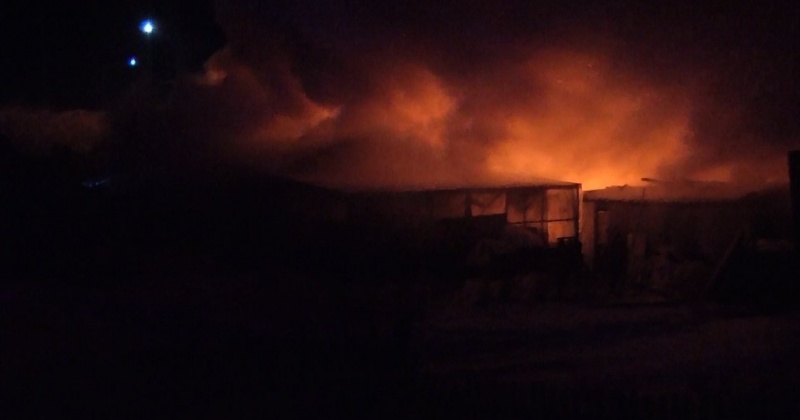 Частный дом сгорел в Магадане