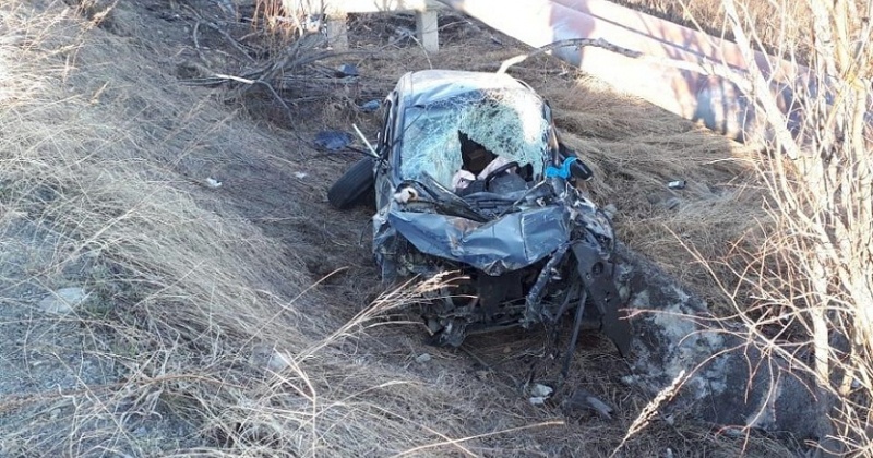 Водитель и пассажир автомобиля пострадали в ДТП на дороге «Солнечный - Ола» в Магадане