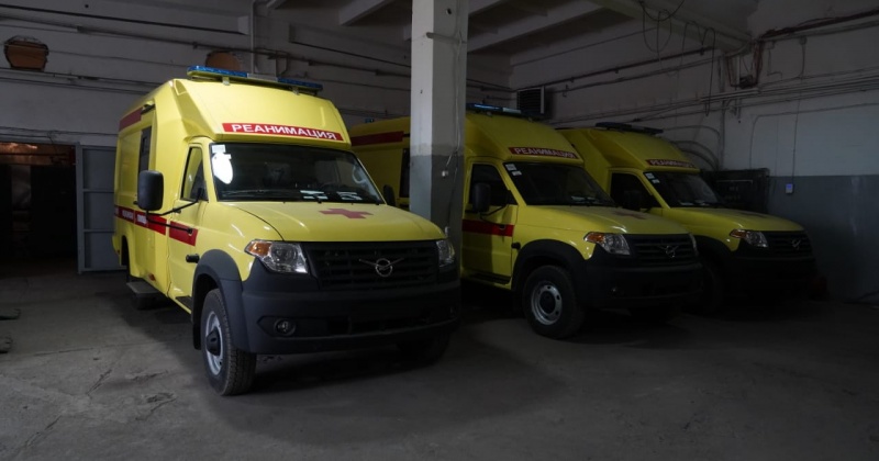 11 современных машин скорой помощи для борьбы с COVID-19 доставлены в Магаданскую область