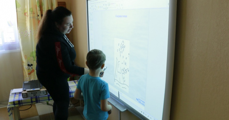 Интерактивные образовательные комплексы поставлены в детский сад "Надежда" в Магадане 