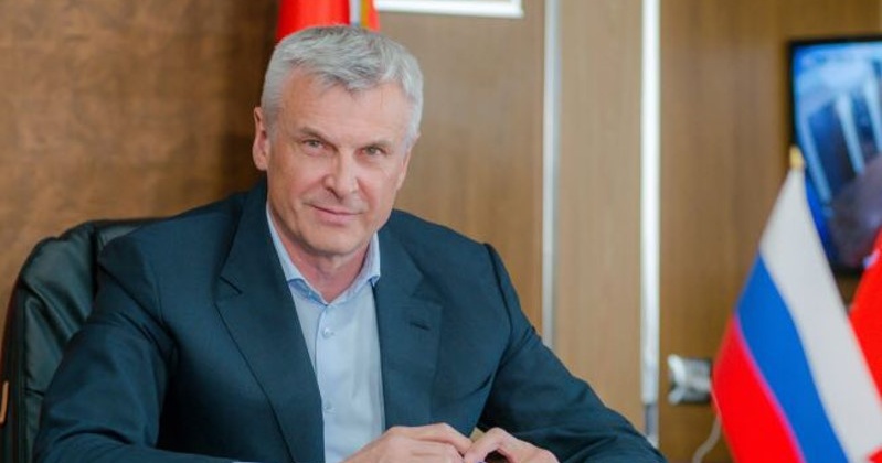 Губернатор Сергей Носов поздравил медицинских работников Магаданской области с профессиональным праздником