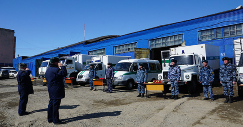 Уфсин магаданской. УФСИН Магадан. Специальные транспортные средства для перевозки осужденных.